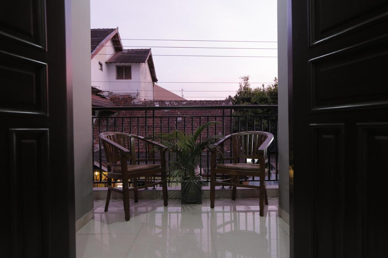 Hotel Atalie Malioboro By Natt'S Hospitality Yogyakarta Kültér fotó